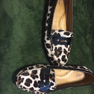 Cheetah Driving Moccasin